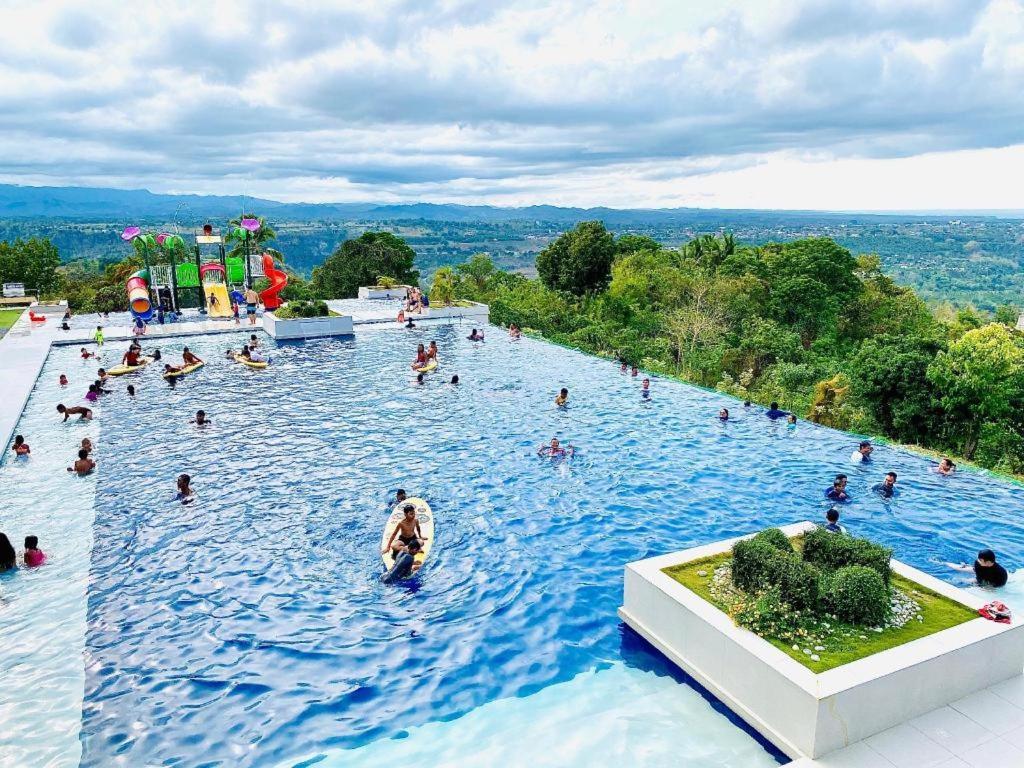 Ultra Winds Mountain Resort (Adults Only) Кагаян-де-Оро Екстер'єр фото